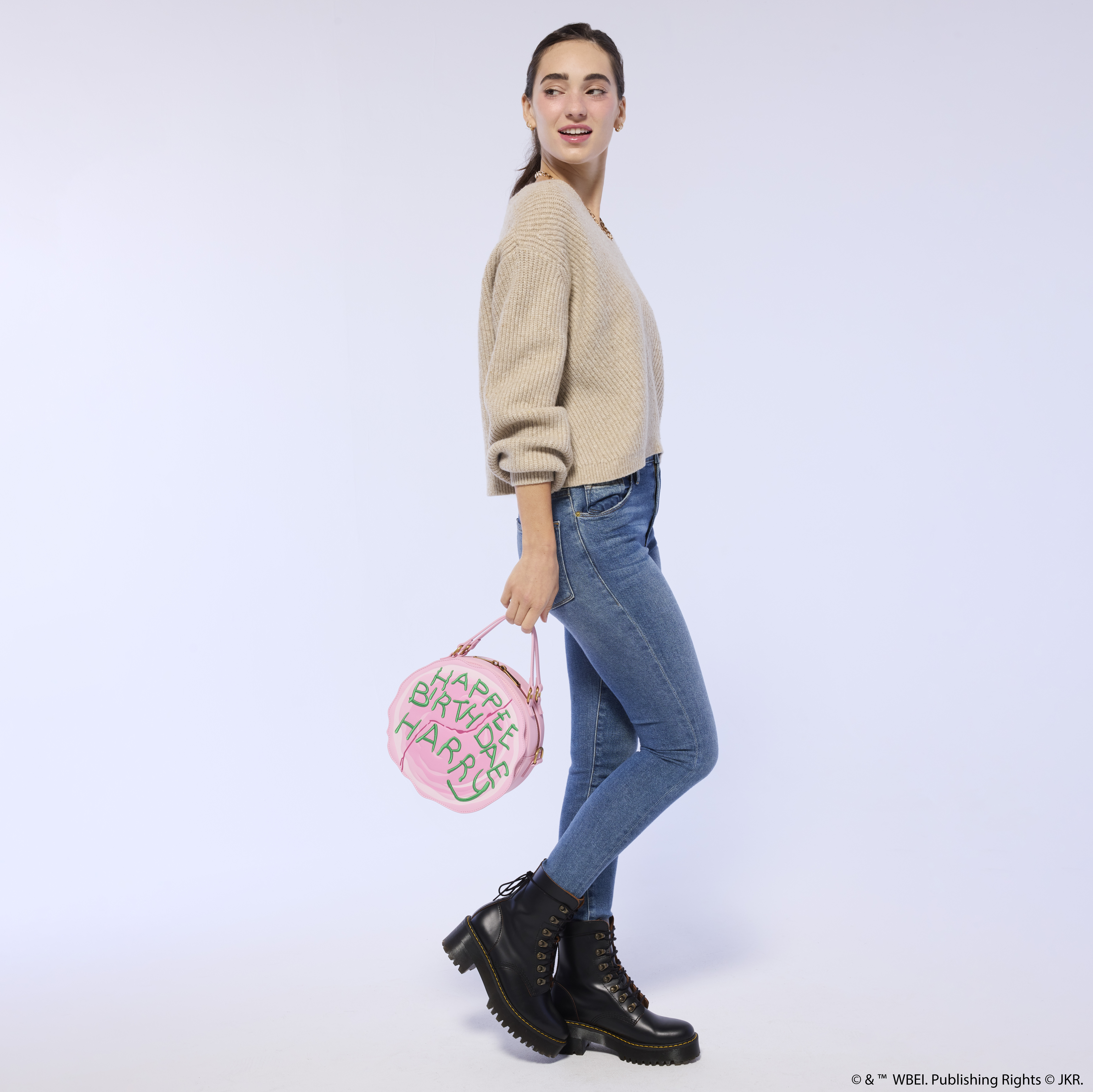 Alternative view of Harry Potter Birthday Cake Crossbody Bag